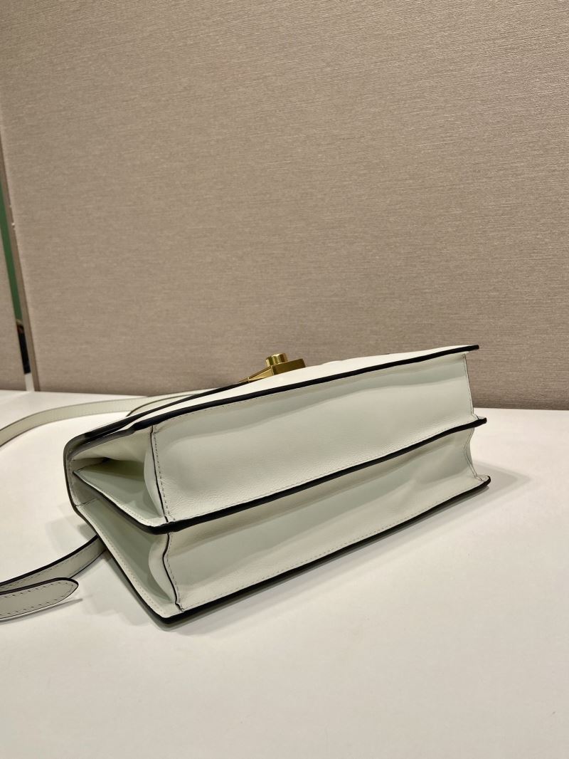 Pra*a top handle bags